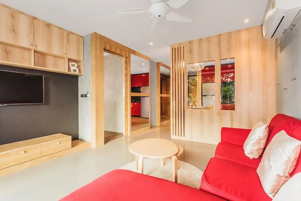 Муанг: Condo in Nai Harn in ReLife 15-122-211