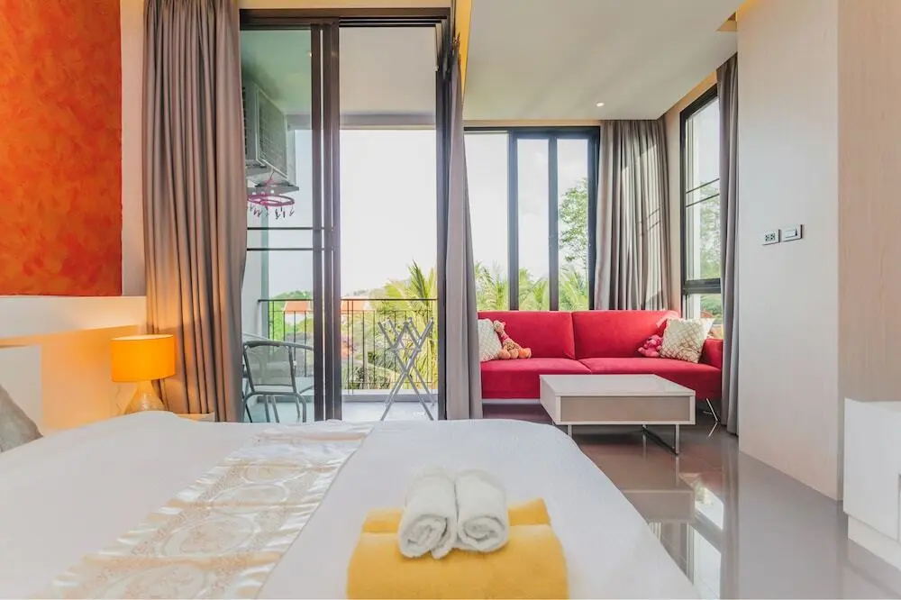 Муанг: Condo in Nai Harn in ReLife 15-132-301