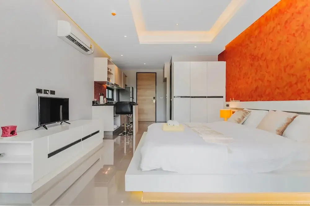 Муанг: Condo in Nai Harn in ReLife 15-132-301