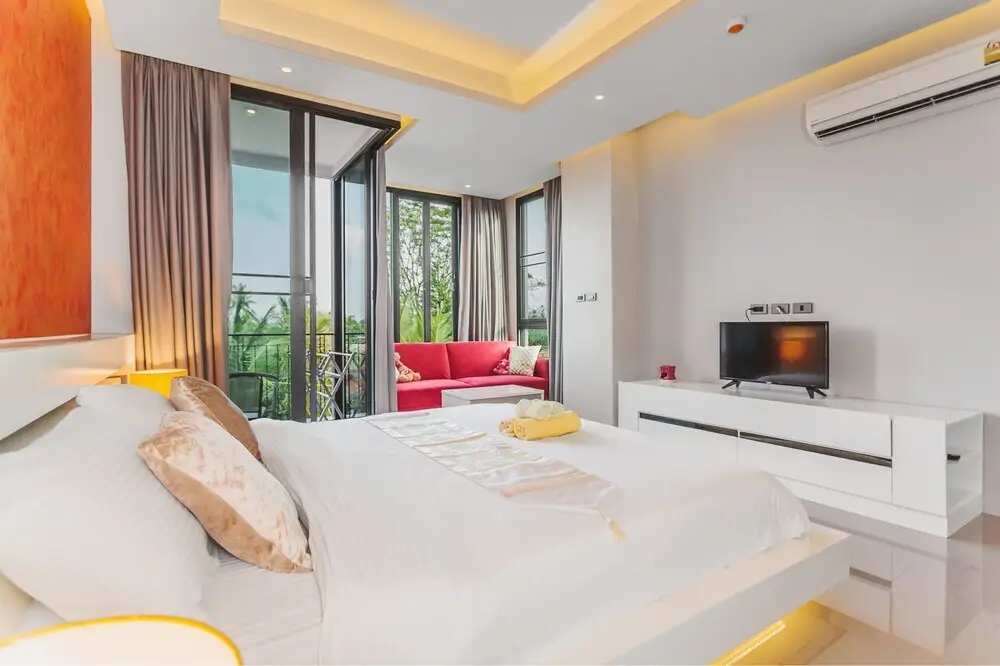 Муанг: Condo in Nai Harn in ReLife 15-132-301