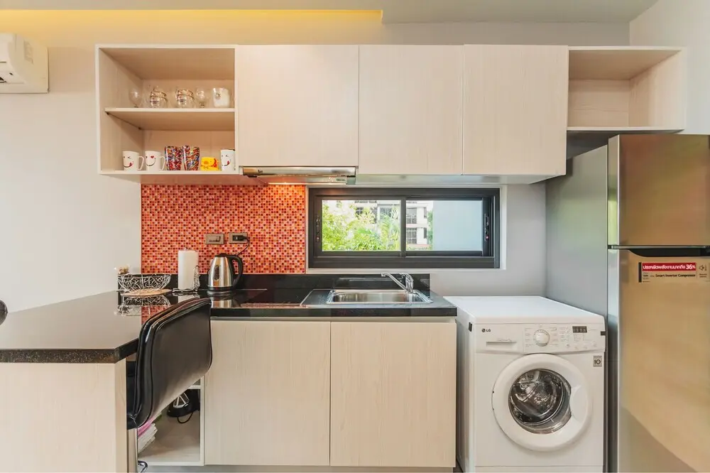 Муанг: Condo in Nai Harn in ReLife 15-132-301
