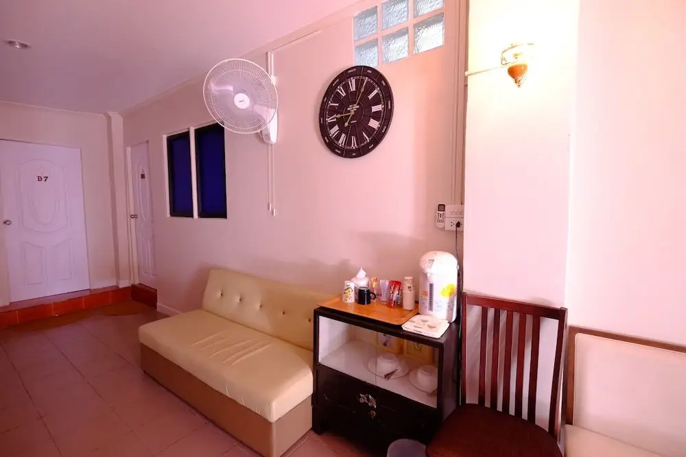 Бангкок: ADD Home Hostel