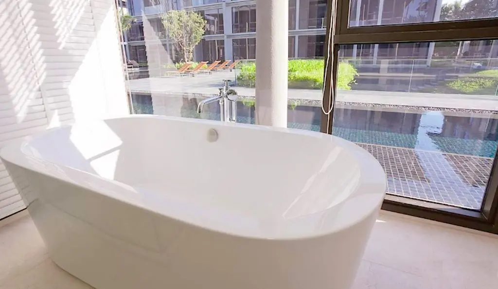 Тхаланг: Апарт-Отель Baan Mai Khao Residence Ressort Beach