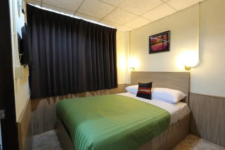 Бангкок: Sukhumvit 20 Guest House