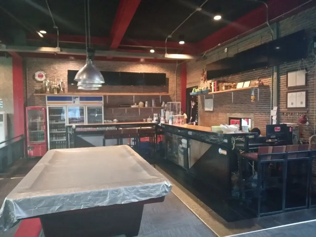 Районг: One Four Seven Hotel & Snooker Bar