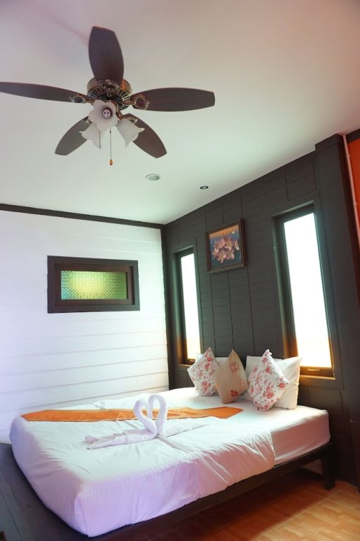Донсак: Wanghin Bungalow Donsak