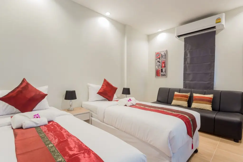 Тхаланг: Journey Residence Phuket