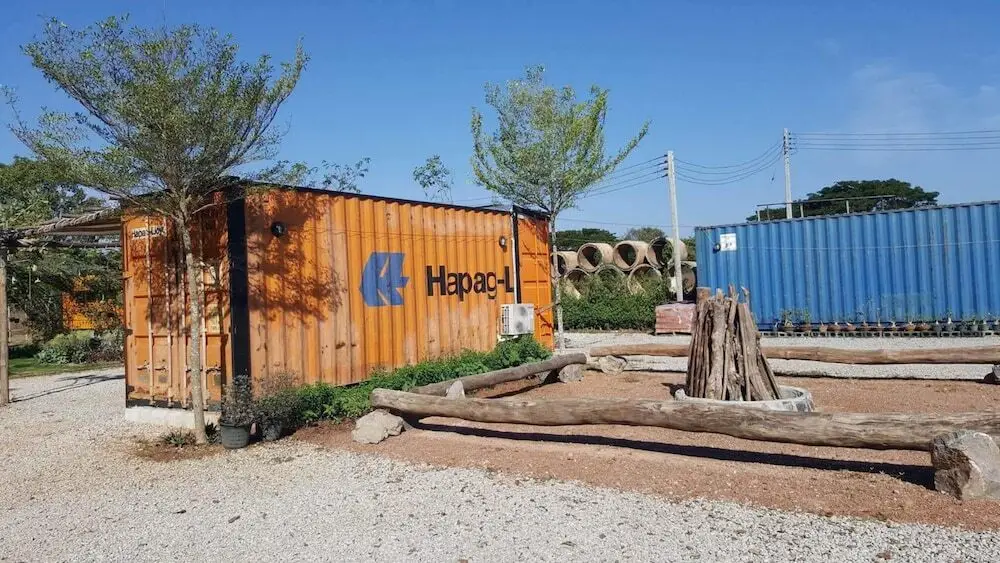 Нонгкхай: Container Motel