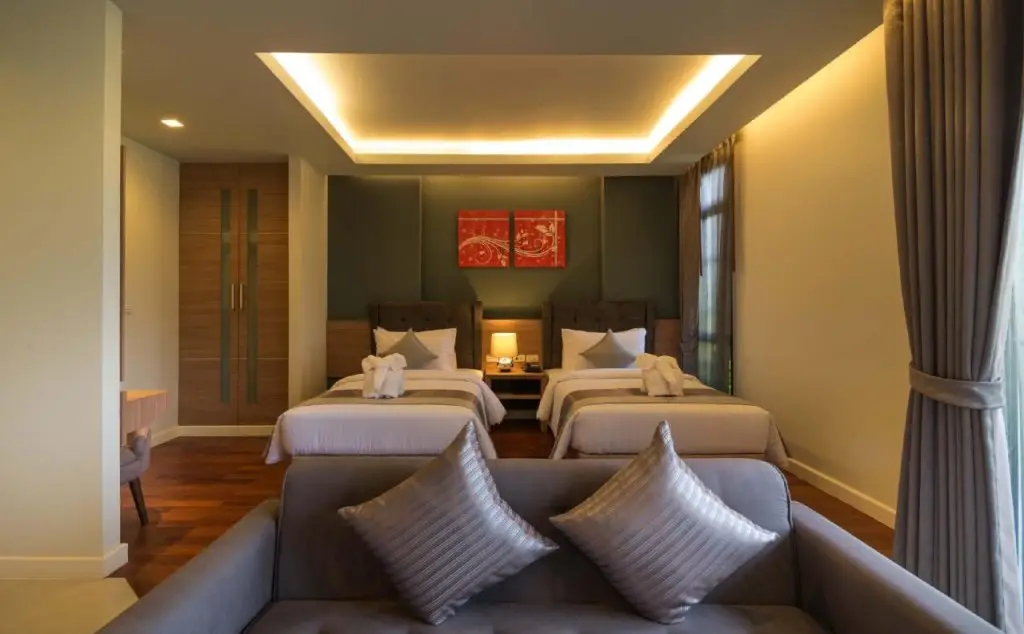 Сунг-Ноэн: Green Ville Laguna Hotel