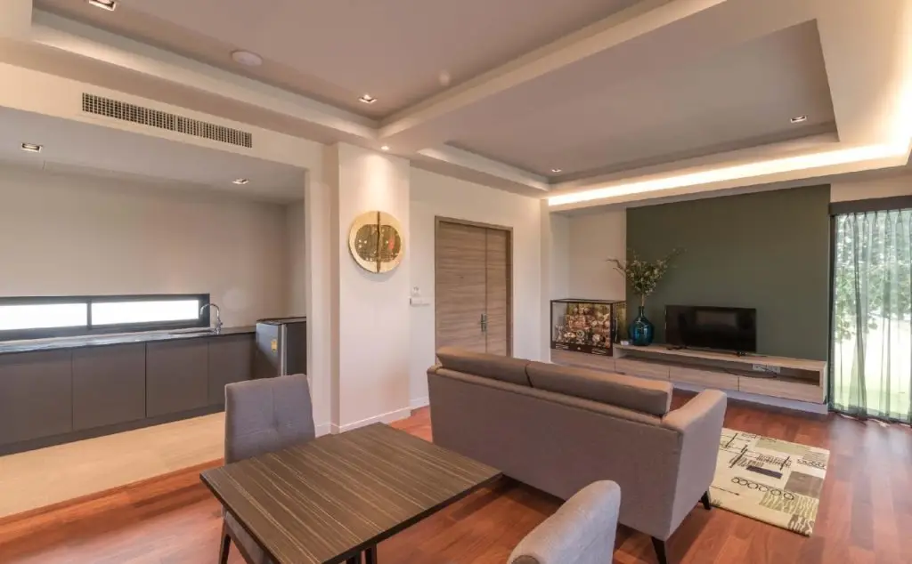 Сунг-Ноэн: Green Ville Laguna Hotel