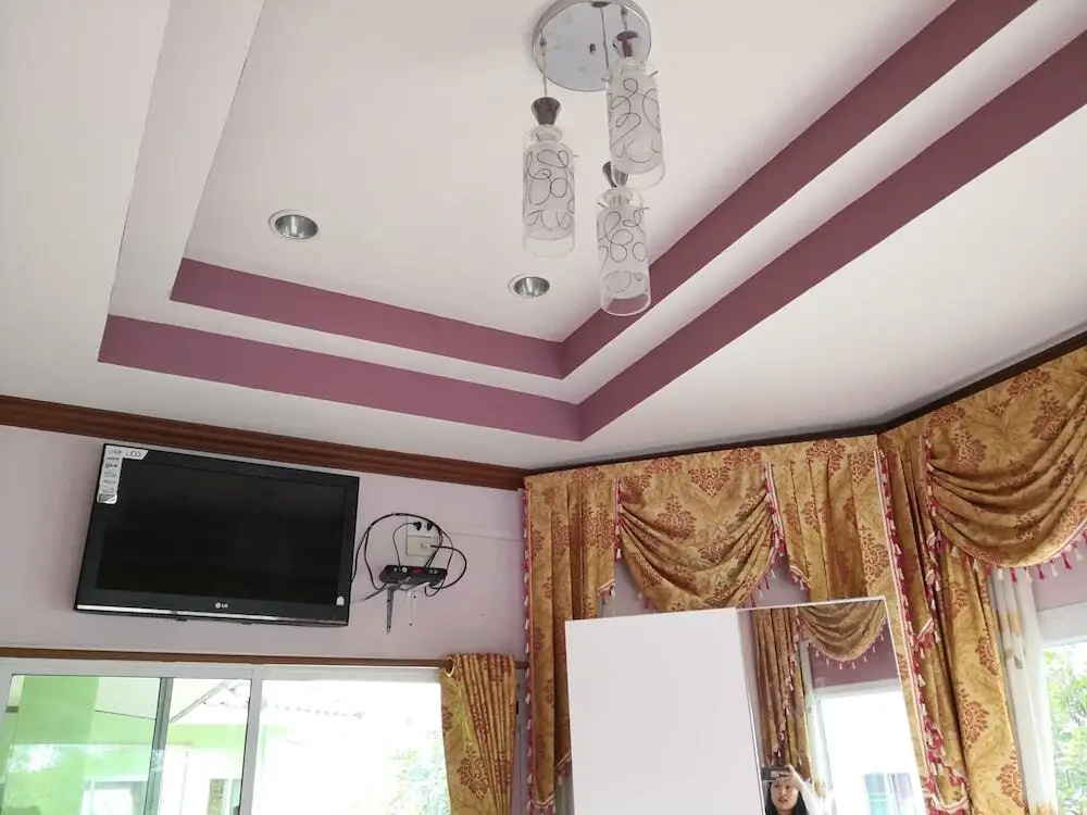 Си-Вилай: Turfan Hotel and Tigger Park