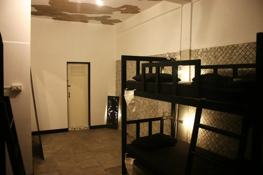 Бангкок: Born Free Hostel