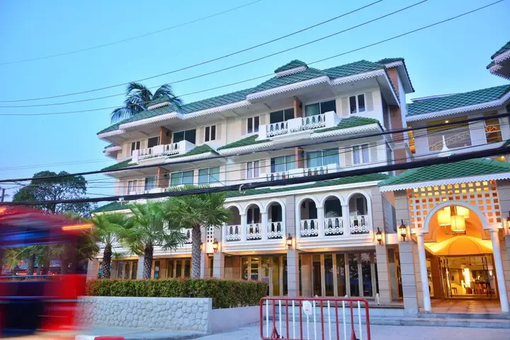 Кату: Pride Beach Resort