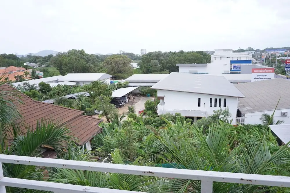 Муанг: Phuket House