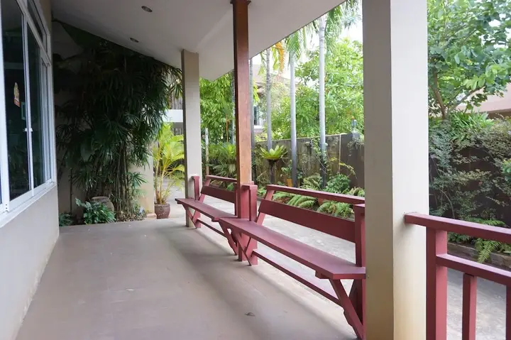 Муанг: Phuket House
