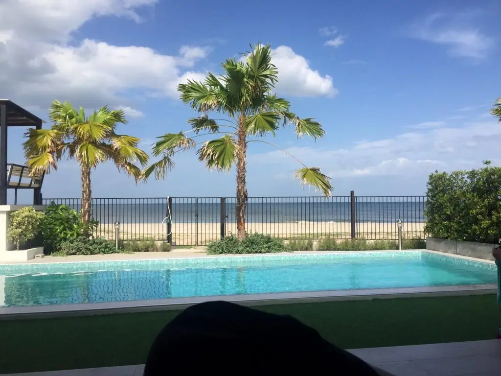 Чаам: La Playa Beach Front Pool Villa Cha-am