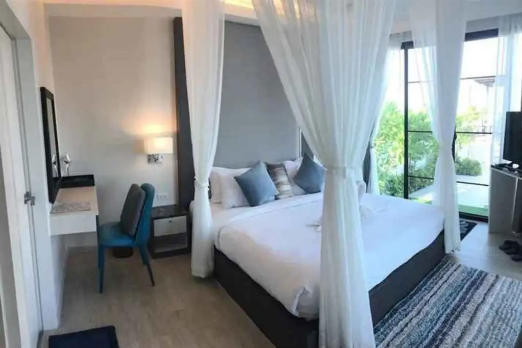 Чаам: La Playa Beach Front Pool Villa Cha-am