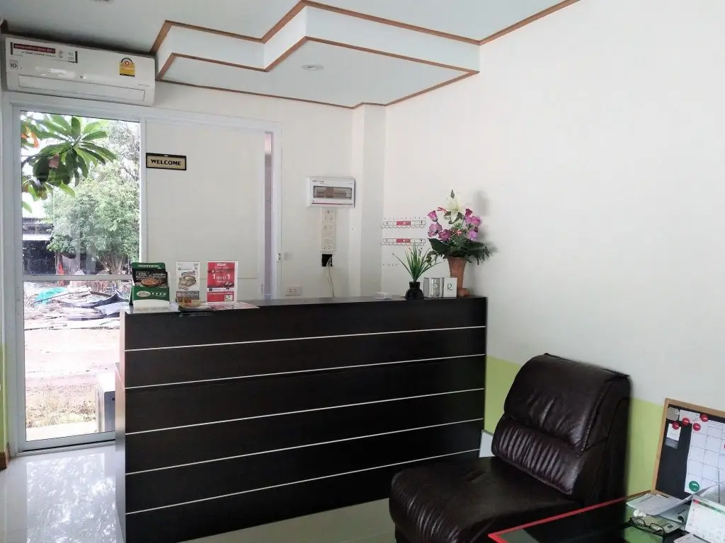 Прачинбури: Ausgust Riverside Resort