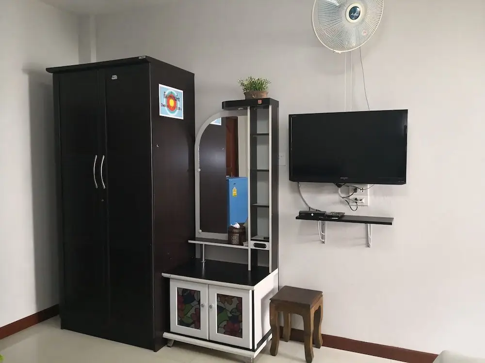 Нонгбуа Ламфу: Phon Nab Phan House