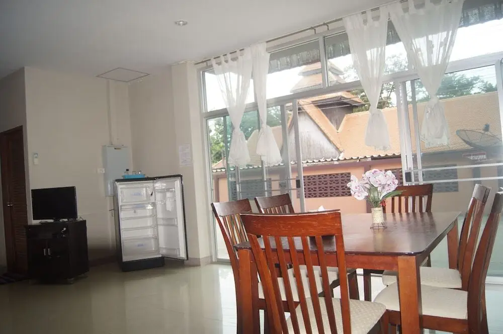 Клаенг: Sunee Mae Phim Apartment