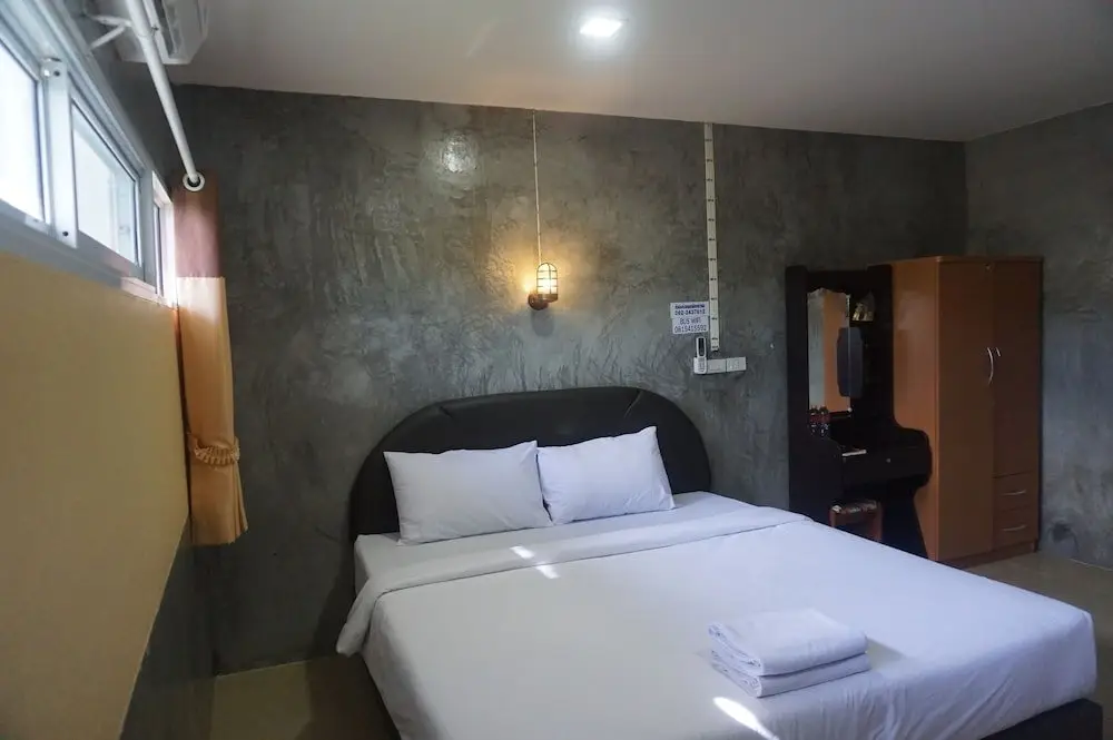 Сатхингпхра: Nisa Resort Ranot