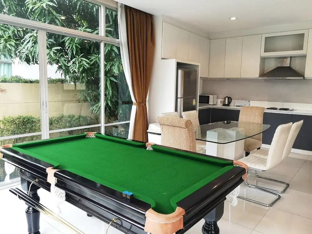 На Чом Тхиан: AnB Pool Villa 3BR Glass House in Pattaya