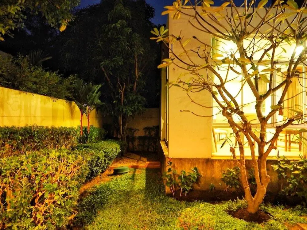 На Чом Тхиан: AnB Pool Villa 3BR Glass House in Pattaya