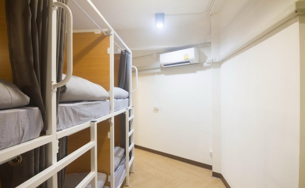 Бангкок: Grey Sheep Hostel