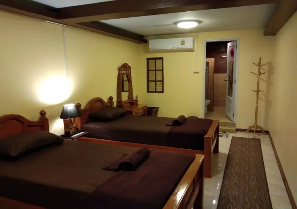Бангкок: Ruan Ben Ja Hostel