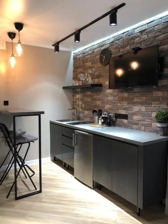 Тольятти: Appartment on Kudasheva 108(2)