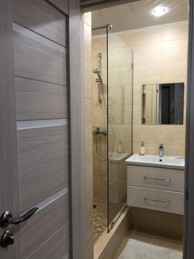 Тольятти: Аpartment on Kudasheva 108