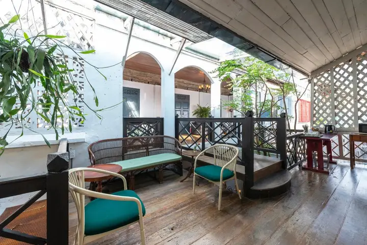 Бангкок: Kanvela House