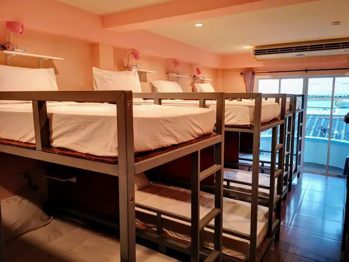 Кату: BeachPackers - Hostel