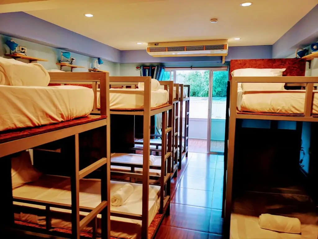 Кату: BeachPackers - Hostel
