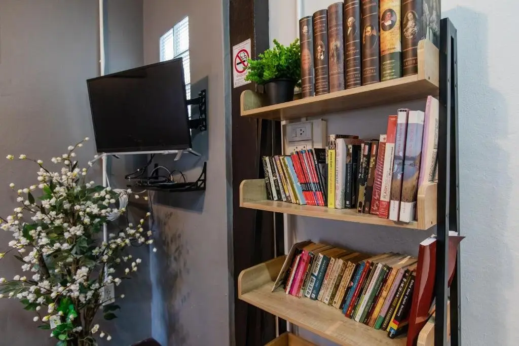 Муанг: The Z Nite Hostel