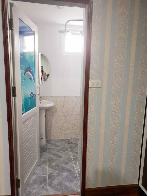 Маха Сарахам: Perfect Condominium