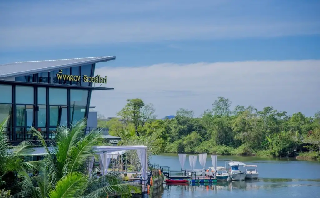 Столичный район Чантхабури: Phuengluang Riverside Hotel Chanthaburi