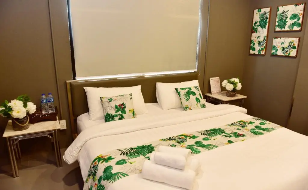 Бангкок: Forrest Bangkok Hotel - Hostel