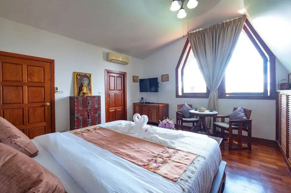 Кату: Villa Maëlle