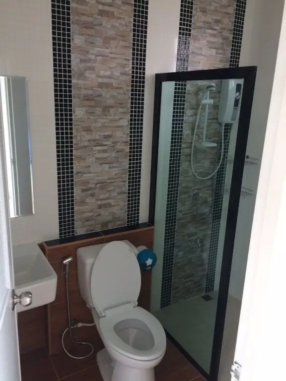 Кхонкэн: Jasmine Apartment