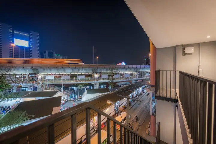 Бангкок: Yello Rooms Hotel Victory Monument