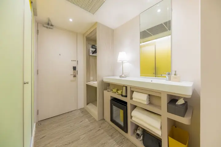 Бангкок: Yello Rooms Hotel Victory Monument