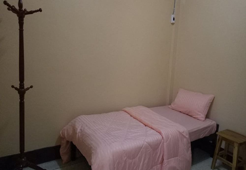 Бангкок: Thai Love Cafe & Hostel