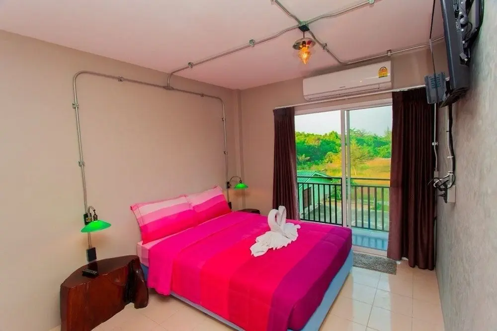 Као Лак: Khaolak Big Bike and Room for Rent