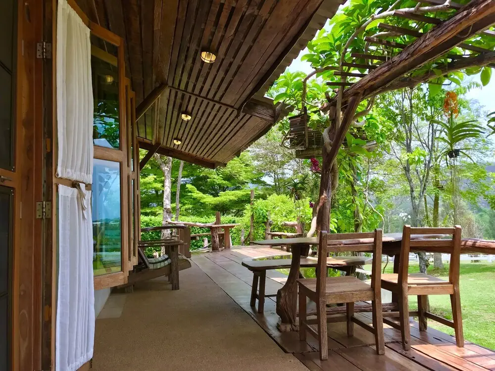 Пак-Чонг: Pakchong Family Home