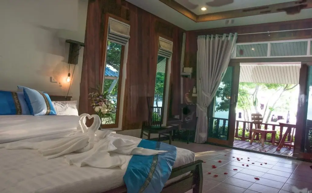 Ко-Пханган: Dolphin Bay Beach Resort