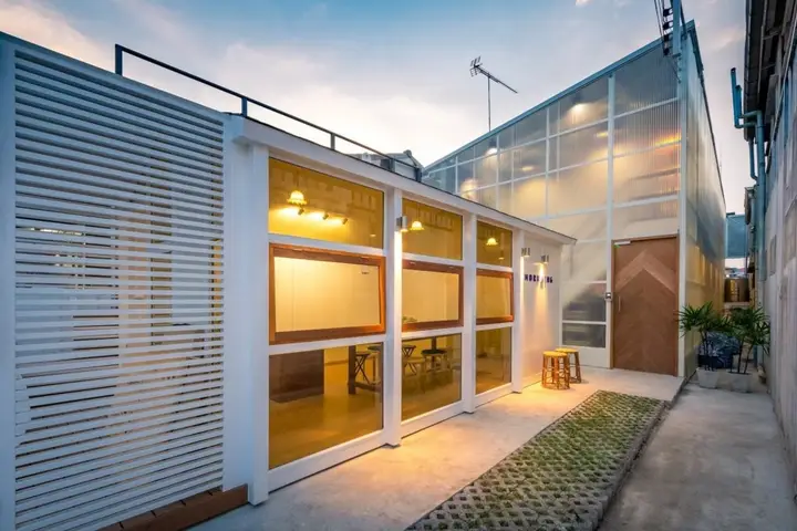 Бангкок: Morn-Ing Hostel