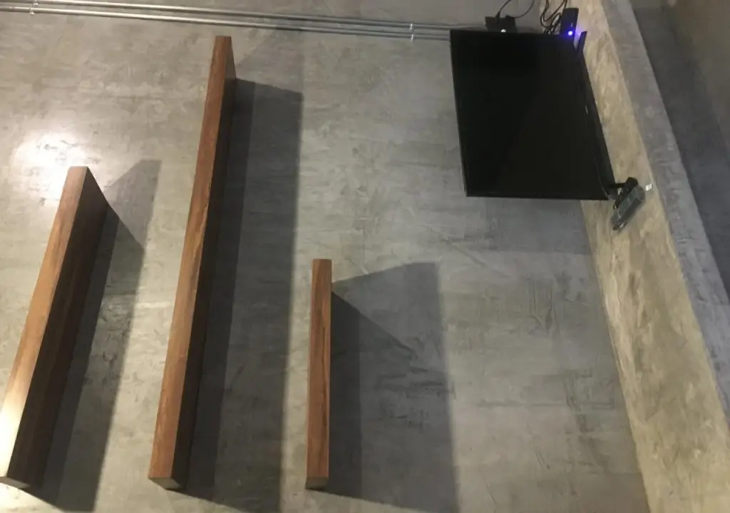 Маха Сарахам: P Loft Hostel