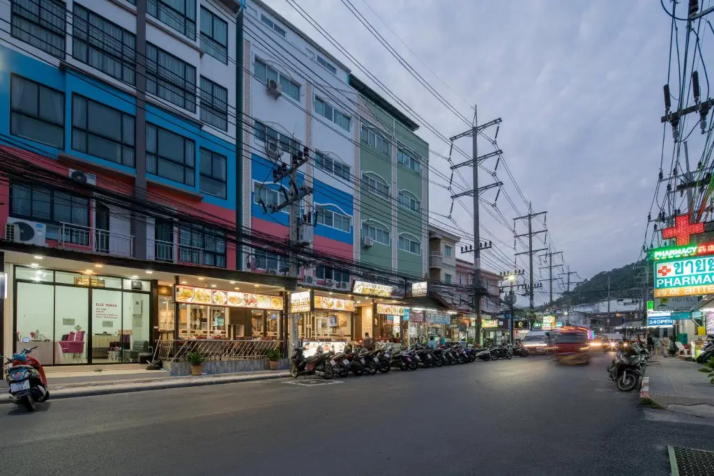 Кату: Baan Thai Beach Side Residence