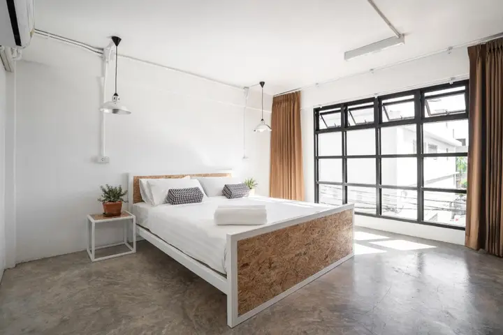 Чиангмай: Baan Phuen Hostel & Rooftop Bar